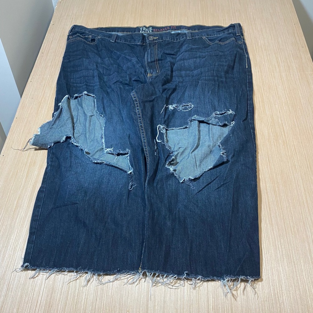 True Nation Relaxed Fit Distressed Jeans Dark Wash Raw Hem Mens 56x30 Distressed